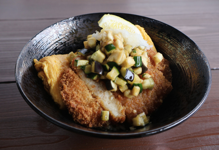 夏季限定：山形だしがけカツ玉子丼