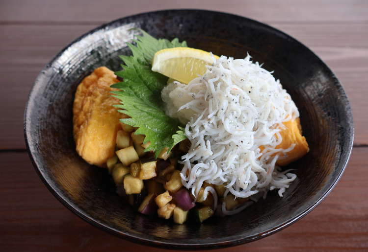 夏季限定：山形だしがけ釜揚げしらす丼